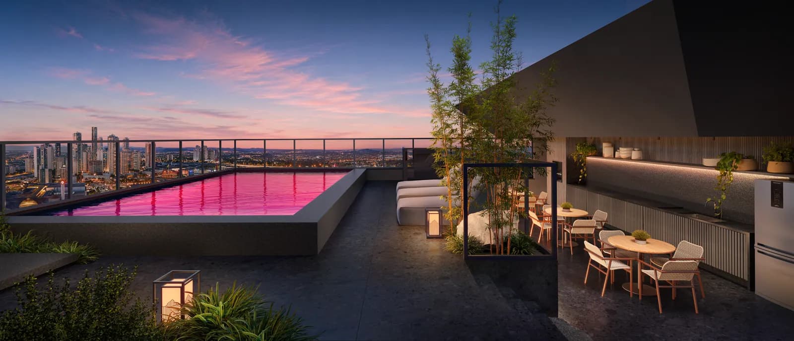 Rooftop do Ryokan Flamboyant ao entardecer